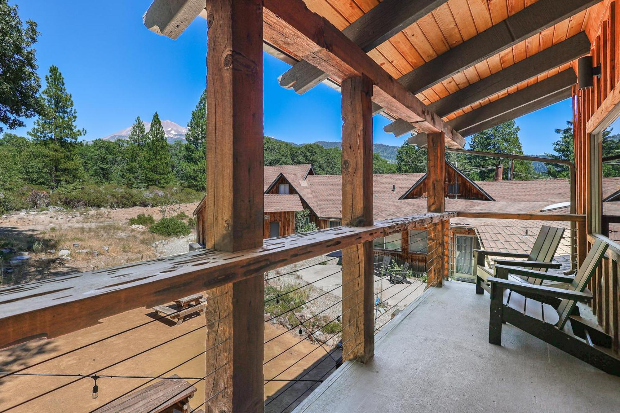 Basecamp Lodge Mount Shasta Kültér fotó